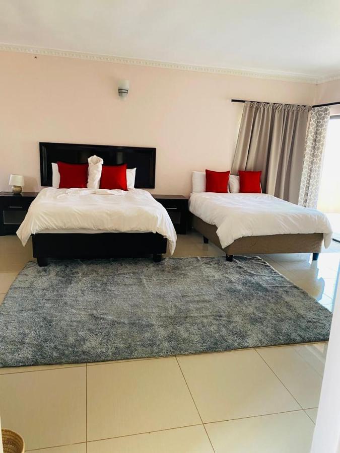 Styled Bed And Breakfast Palapye Ngoại thất bức ảnh